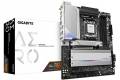 GIGABYTE B650 AERO G